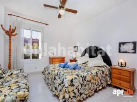 Apartament, 77 m², prop de bus i tren, Platja Llevant