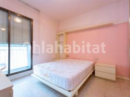 Piso, 60 m², cerca de bus y tren