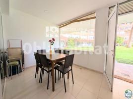 Apartament, 76 m², Zona