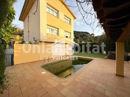 Houses (villa / tower), 548 m²