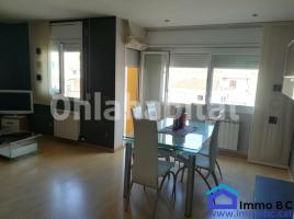 Flat, 95 m², near bus and train, Calle Mossèn Enric Gispert