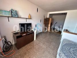 Àtic, 90 m², prop de bus i tren, Calle de la Cala