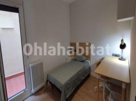 For rent flat, 12 m², near bus and train, almost new