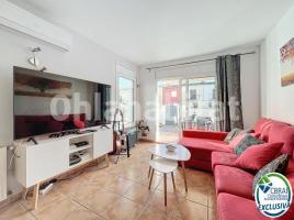  (unifamiliar adossada), 210 m², presque neuf, Calle del Puigmal