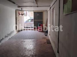 Alquiler local comercial, 144 m², Calle de Gandesa, 13