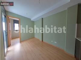 Piso, 49 m², cerca de bus y tren, seminuevo