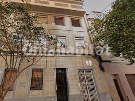 Piso, 46 m², cerca de bus y tren