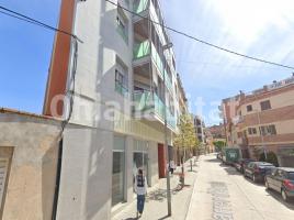 Piso, 92 m², cerca de bus y tren, seminuevo