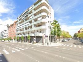 , 919 m²
