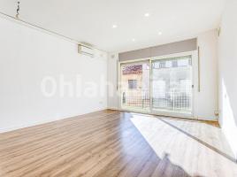 Piso, 95 m², cerca de bus y tren, Pla de Sant Magi