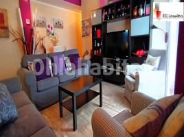 Apartament, 74 m², prop de bus i tren, seminou