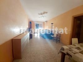 Flat, 105 m², near bus and train, vinyets