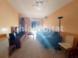 Flat, 105 m², near bus and train, vinyets