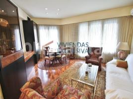Piso, 97 m², cerca bus y metro