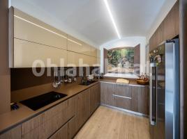 Casa (unifamiliar adosada), 383 m², cerca de bus y tren