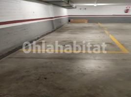 Plaza de aparcamiento, 9 m², Calle de Pujades, 222