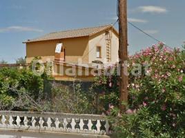 Houses (villa / tower), 152 m², Calle Domenech i  Montaner