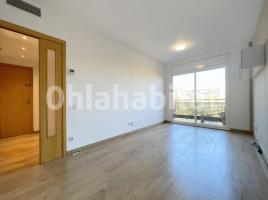 Alquiler piso, 100 m², cerca de bus y tren, seminuevo, Junto Pi i Molist