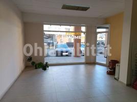 Local comercial, 140 m², Zona