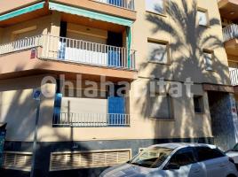 Flat, 82 m², near bus and train, costa