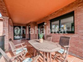 Houses (terraced house), 245 m², almost new, Calle del Pi