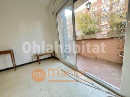 Flat, 90 m², near bus and train, Calle de Monturiol