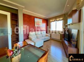 Flat, 71 m², near bus and train