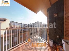 Pis, 110 m², prop de bus i tren, Calle d'Urgell, 15