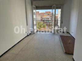 Pis, 64 m², Calle de la Muntanya