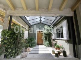 Houses (villa / tower), 696 m², Camino Migdia