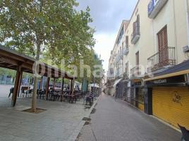 Louer , 60 m², près de bus et de train, Rambla de Sant Francesc