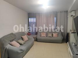 Duplex, 151 m², near bus and train, almost new