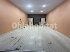 Lloguer local comercial, 28 m², prop de bus i tren, Calle Doctor Bertomeu