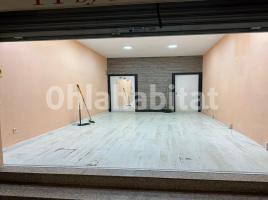 Lloguer local comercial, 28 m², prop de bus i tren, Calle Doctor Bertomeu