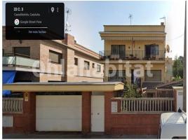 Houses (villa / tower), 1880 m², Calle NUMERO 3