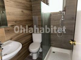 Flat, 91 m², near bus and train