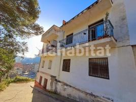 Houses (terraced house), 186 m², Calle de L'Argentera