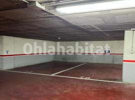 Alquiler plaza de aparcamiento, 13 m², seminuevo, Calle de Santiago, 4