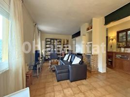 Casa (chalet / torre), 212 m², Calle Font Castanyer