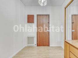 Attic, 159 m², near bus and train