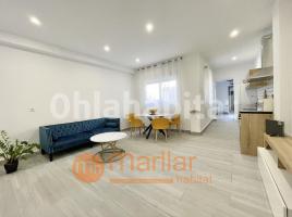 Casa (unifamiliar adossada), 270 m², prop de bus i tren