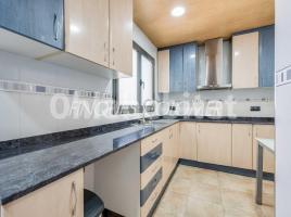 Apartamento, 67 m², cerca de bus y tren