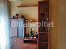 Apartament, 65 m²