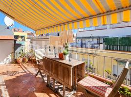 Àtic, 64 m², prop de bus i tren, Calle del Llobregat