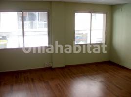 Lloguer despatx, 80 m², prop de bus i tren, Calle d'En Blanc