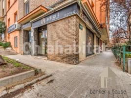 Business premises, 57 m², Zona
