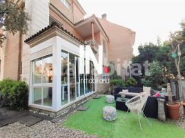 Casa (unifamiliar adosada), 328 m², Calle de la Vall de Cabo