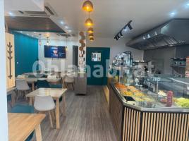 Alquiler local comercial, 130 m², cerca de bus y tren