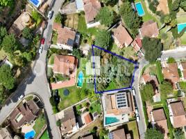 , 617 m², Zona