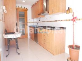 Houses (terraced house), 171 m², almost new
